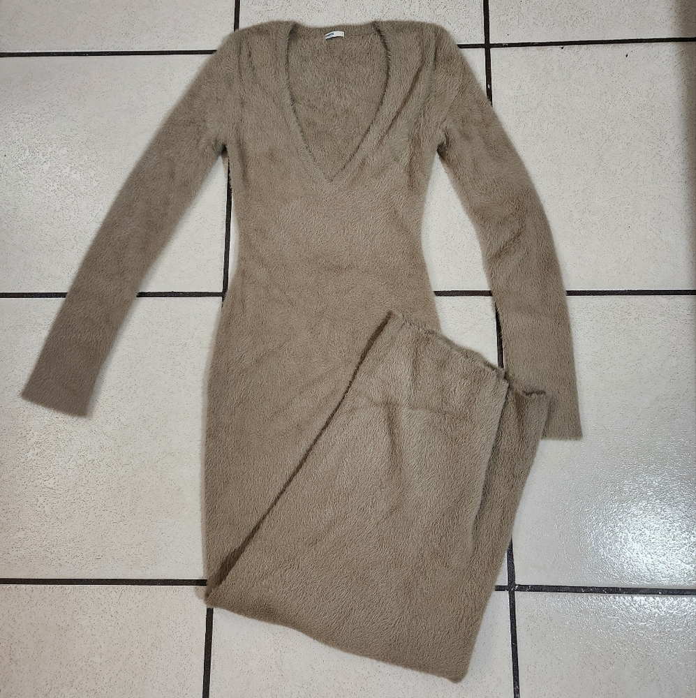 House of CB Fuzzy Maxi Dress SzM